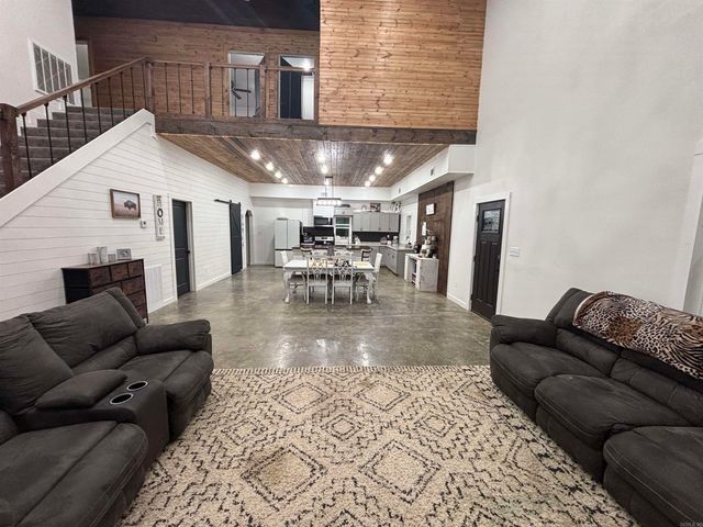 693 Little Blakely Creek Road, Jessieville, AR 71949