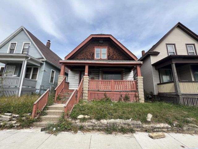 3618 W Burleigh STREET, Milwaukee, WI 53210