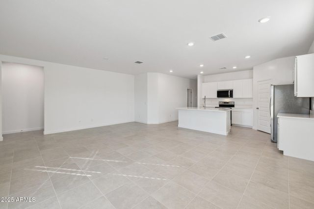1476 S 241ST Avenue, Buckeye, AZ 85326