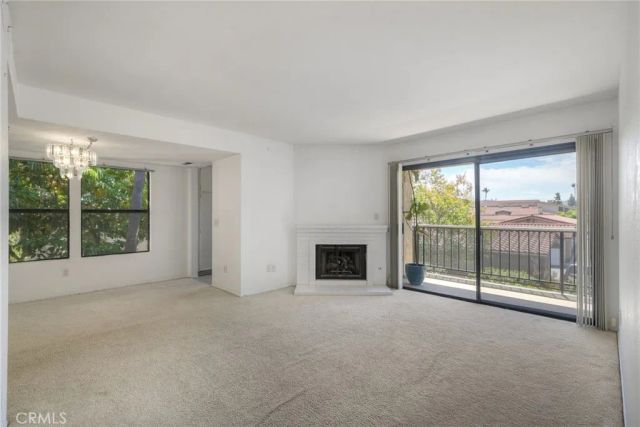 12250 Corte Sabio 2210, San Diego, CA 92128