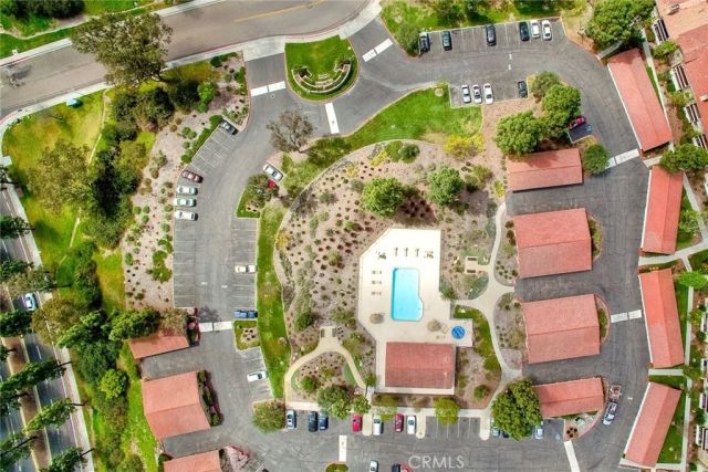 12250 Corte Sabio 2210, San Diego, CA 92128