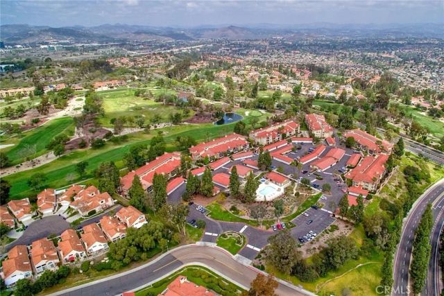 12250 Corte Sabio 2210, San Diego, CA 92128