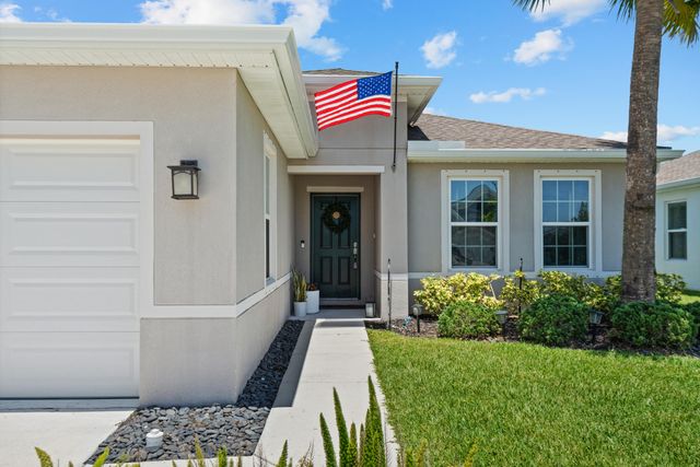 3625 Sapphire Hollow Way, Fort Pierce, FL 34981
