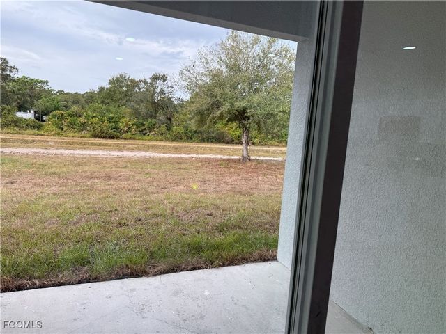 4629 Laura AVE N, Lehigh Acres, FL 33971