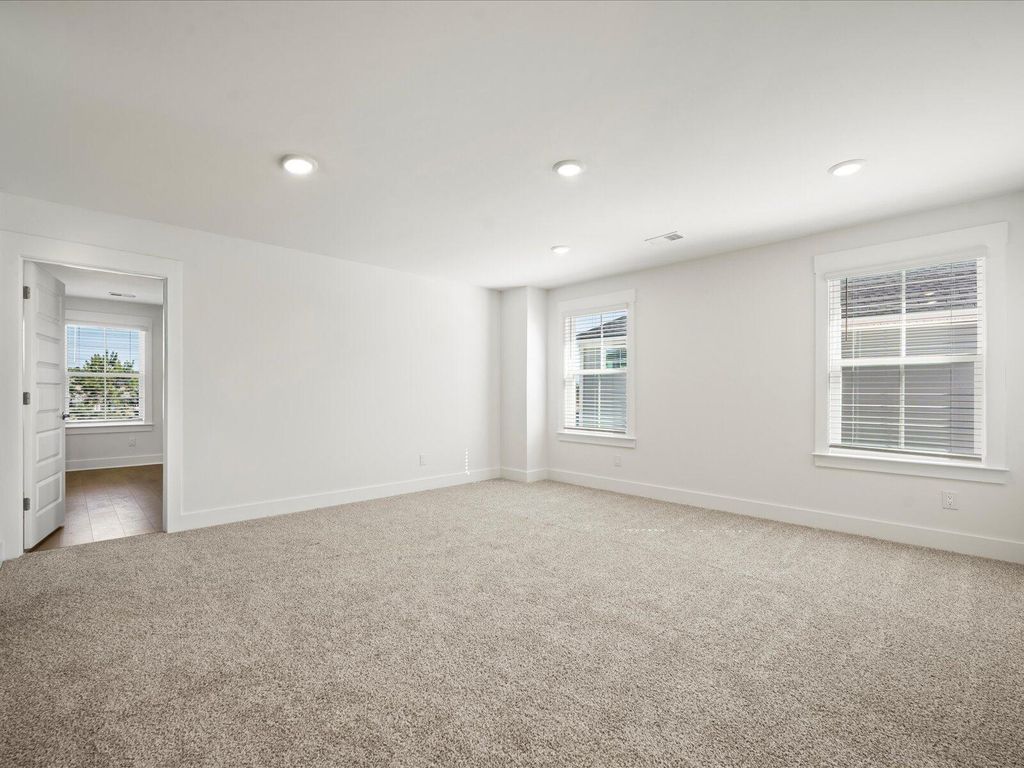 Image 19 of property listing at 361 Calm Water Way, Summerville, SC 29486