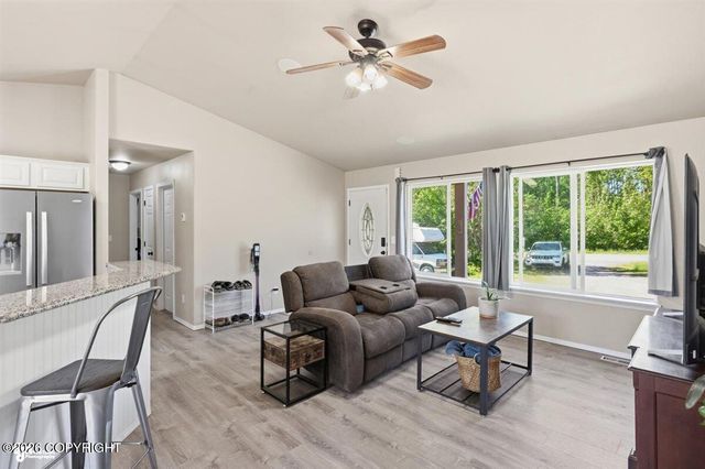 4001 S Meadow Drive, Wasilla, AK 99623