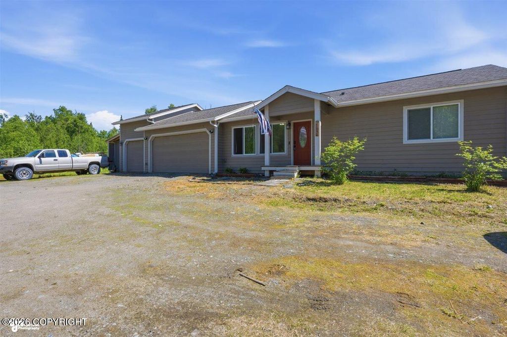 4001 S Meadow Drive, Wasilla, AK 99623
