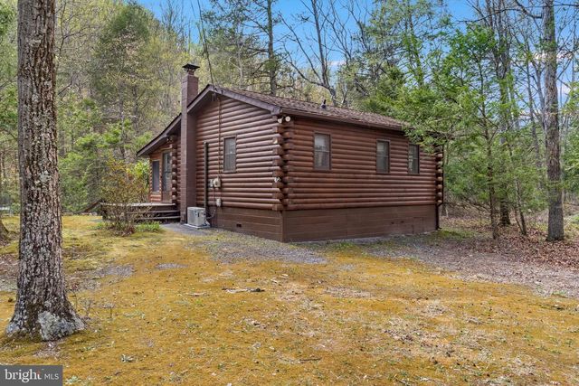 466 IRONMINE LN, Hedgesville, WV 25427