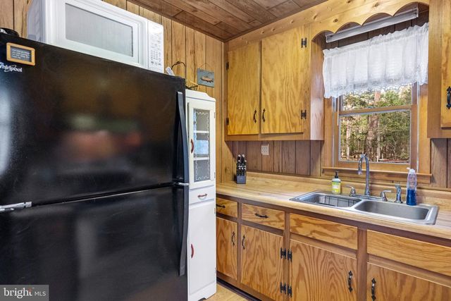 466 IRONMINE LN, Hedgesville, WV 25427