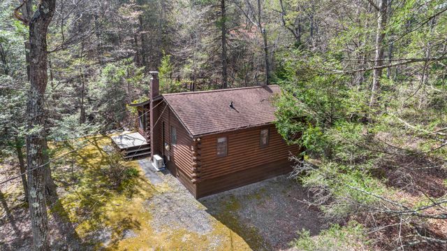 466 IRONMINE LN, Hedgesville, WV 25427