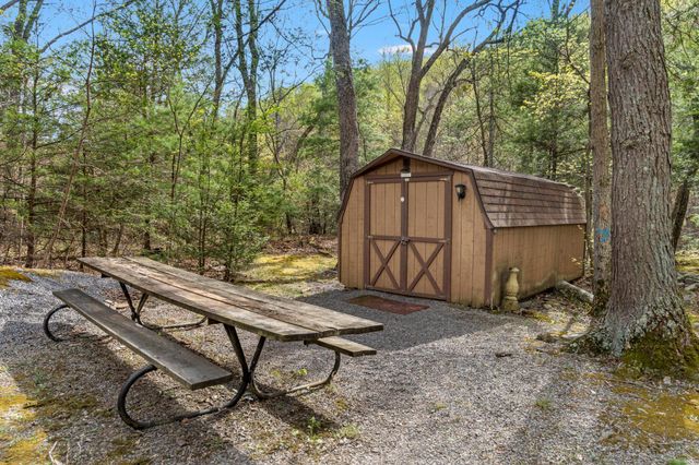 466 IRONMINE LN, Hedgesville, WV 25427