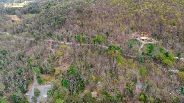 466 IRONMINE LN, Hedgesville, WV 25427