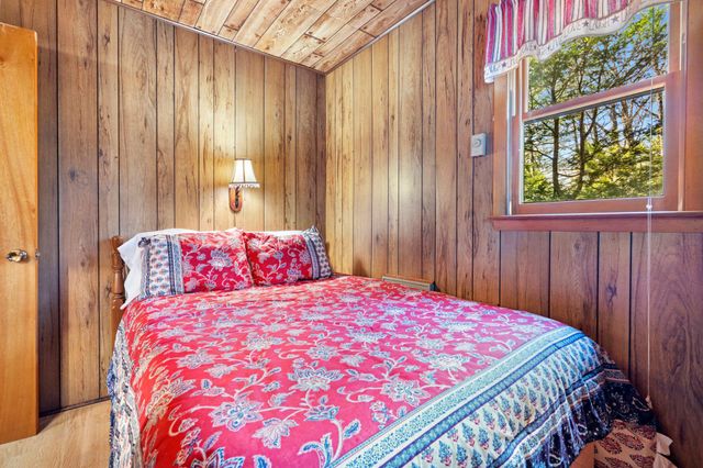 466 IRONMINE LN, Hedgesville, WV 25427