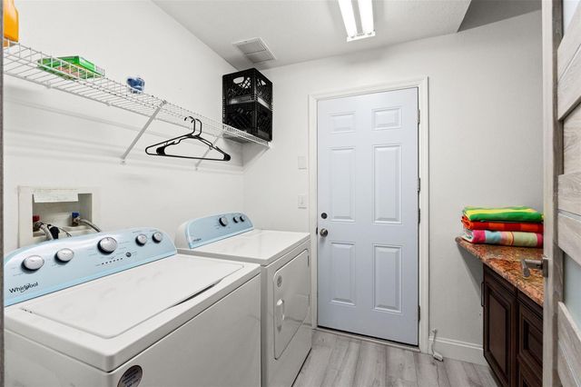 24405 SUMMER WIND COURT, Lutz, FL 33559