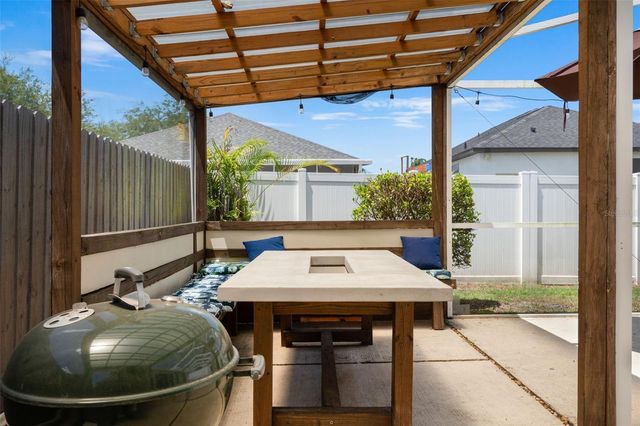 24405 SUMMER WIND COURT, Lutz, FL 33559