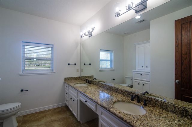 4726 Gainsborough Drive, Brookshire, TX 77423