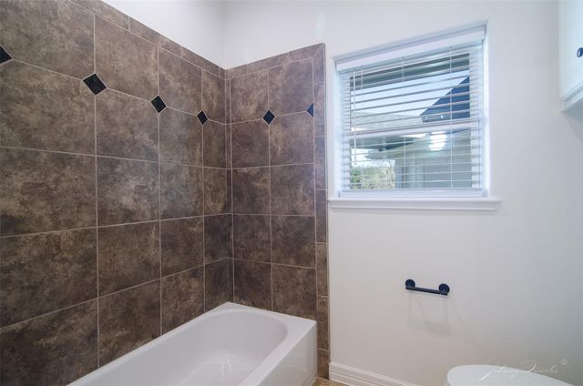 4726 Gainsborough Drive, Brookshire, TX 77423