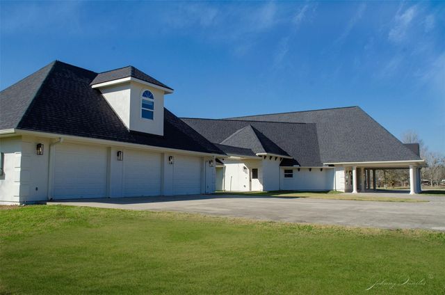 4726 Gainsborough Drive, Brookshire, TX 77423