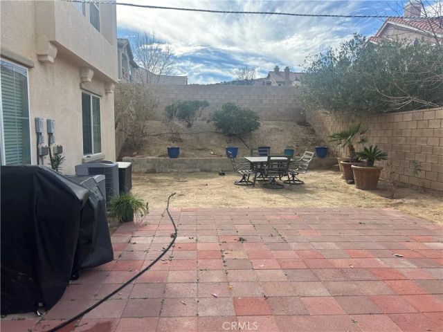 38667 Panther Dr, Palmdale, CA 93551