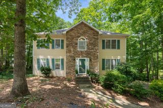 511 Lakeside Drive, Hiram, GA 30141