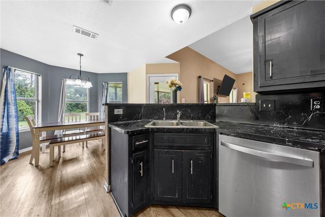 209 W Blancas Drive, Copperas Cove, TX 76522
