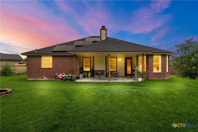209 W Blancas Drive, Copperas Cove, TX 76522