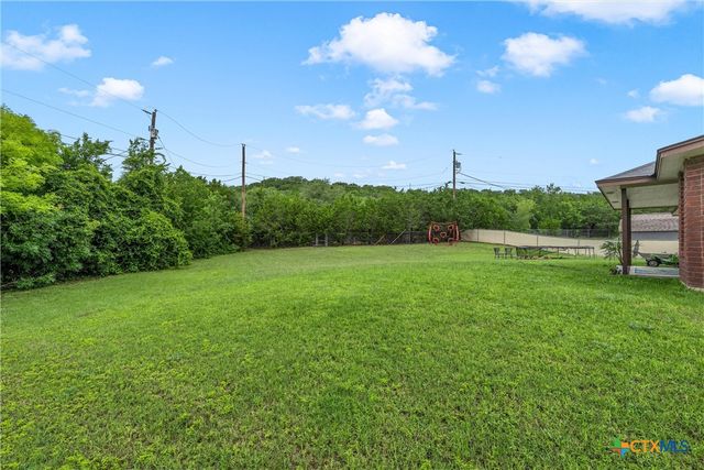 209 W Blancas Drive, Copperas Cove, TX 76522