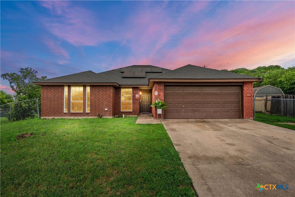 209 W Blancas Drive, Copperas Cove, TX 76522