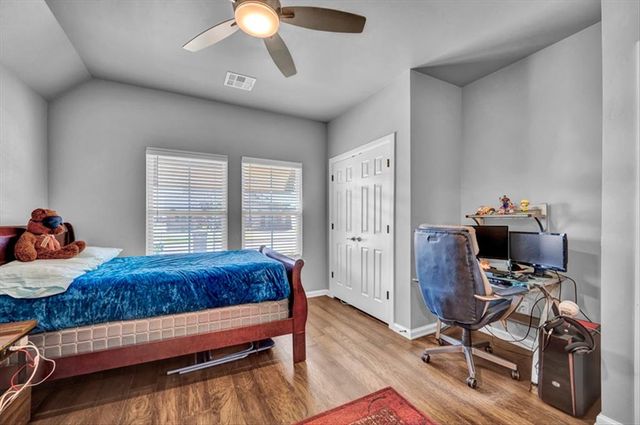 300 Bray Lane, Yukon, OK 73099