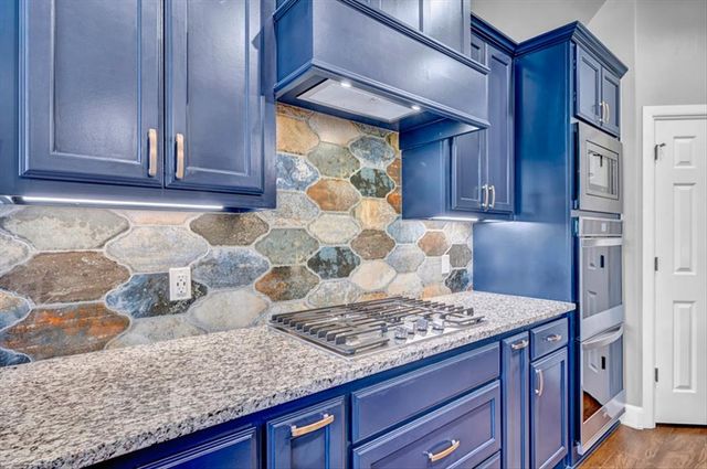 300 Bray Lane, Yukon, OK 73099