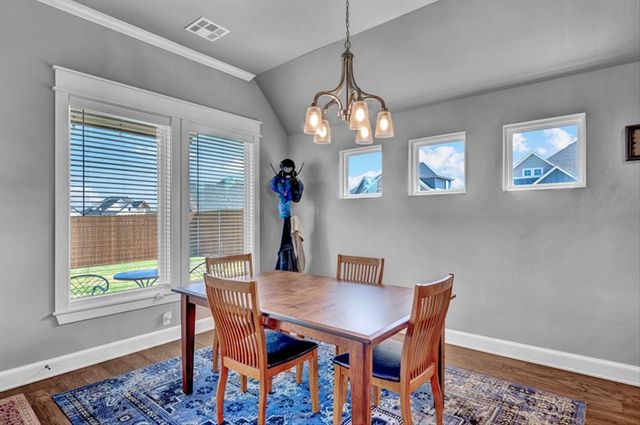 300 Bray Lane, Yukon, OK 73099