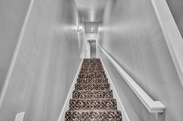 300 Bray Lane, Yukon, OK 73099