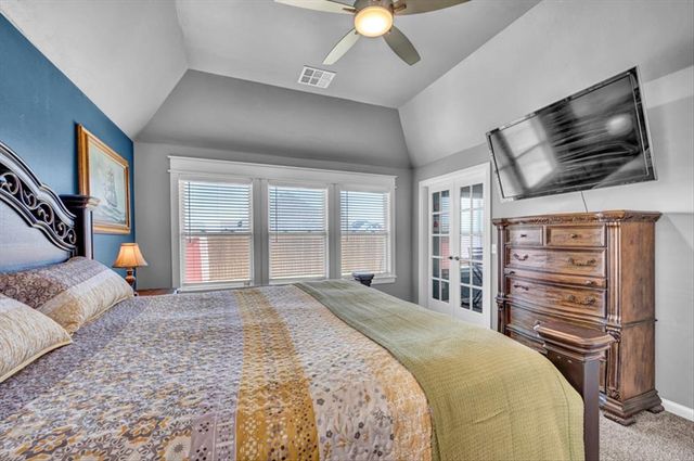 300 Bray Lane, Yukon, OK 73099