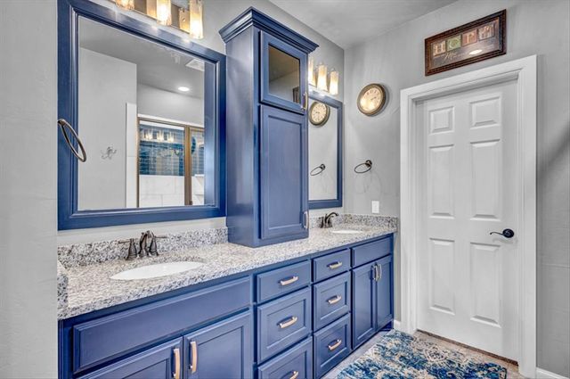 300 Bray Lane, Yukon, OK 73099