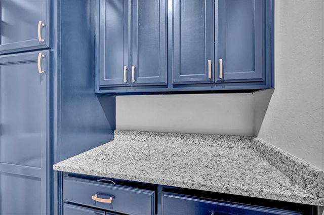 300 Bray Lane, Yukon, OK 73099