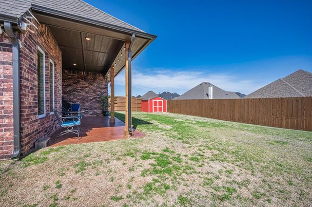 300 Bray Lane, Yukon, OK 73099