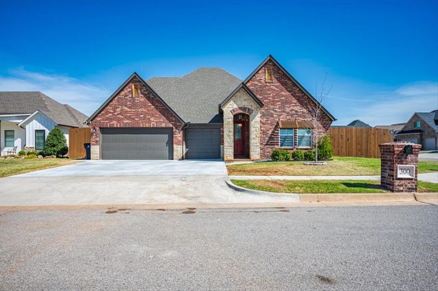300 Bray Lane, Yukon, OK 73099