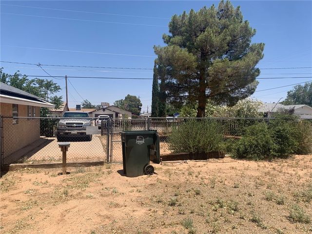 2444 Wallapai Avenue, Kingman, AZ 86401