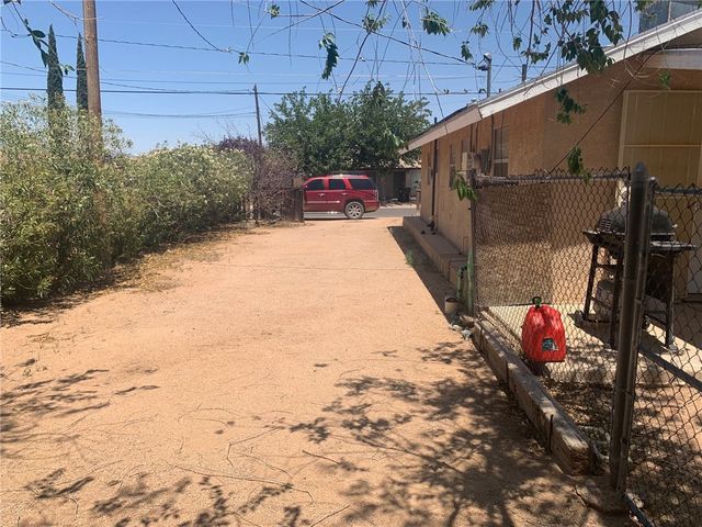 2444 Wallapai Avenue, Kingman, AZ 86401