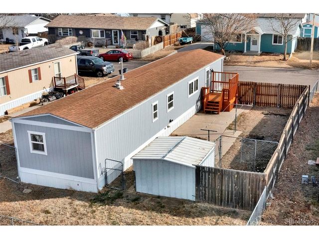 231 Dahlia St, Bennett, CO 80102