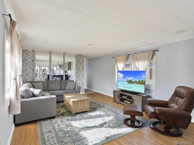 231 Dahlia St, Bennett, CO 80102