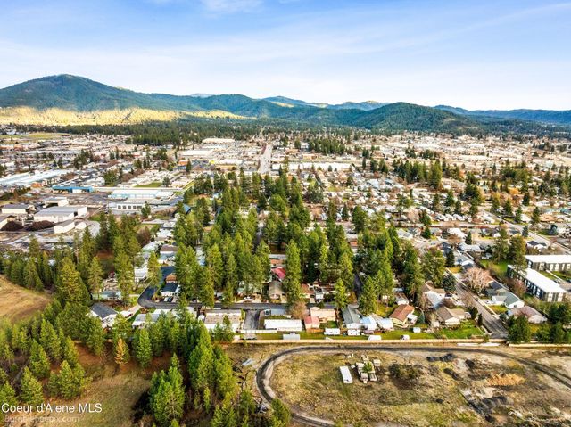 3132 N Chelsee Way, Coeur D'alene, ID 83815