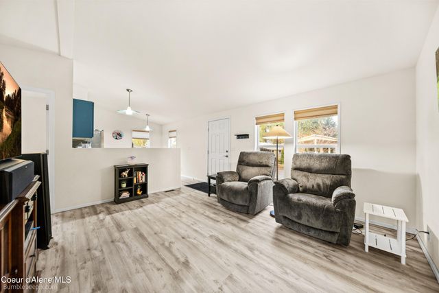 3132 N Chelsee Way, Coeur D'alene, ID 83815