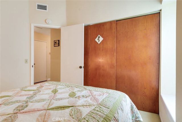 29 Hubbard Court, Redlands, CA 92374