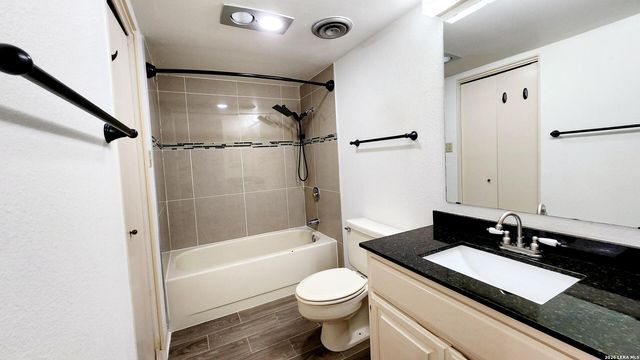 7701 Wurzbach Rd Apt 1507, San Antonio, TX 78229