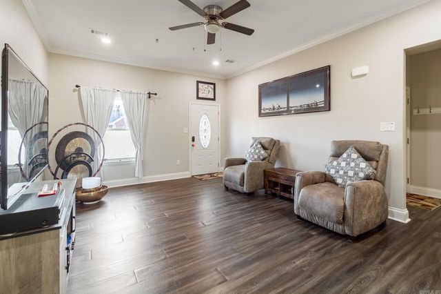 10 Sandbridge, Little Rock, AR 72209