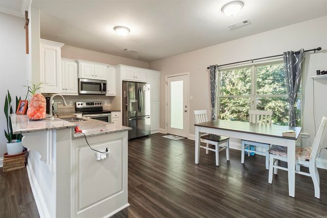 10 Sandbridge, Little Rock, AR 72209