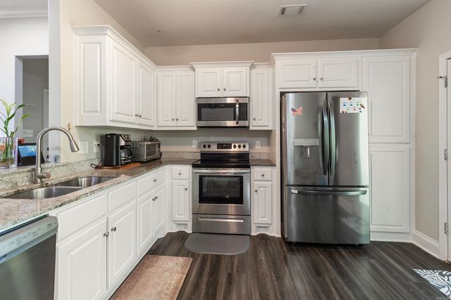 10 Sandbridge, Little Rock, AR 72209