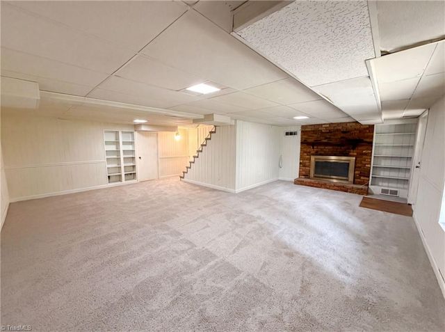 5148 Clearview Drive, Winston-salem, NC 27104