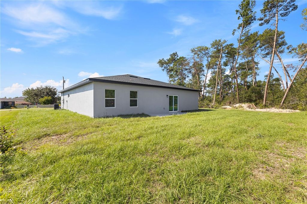 Image 4 of property listing at 3571 SW 129TH STREET, Ocala, FL 34473